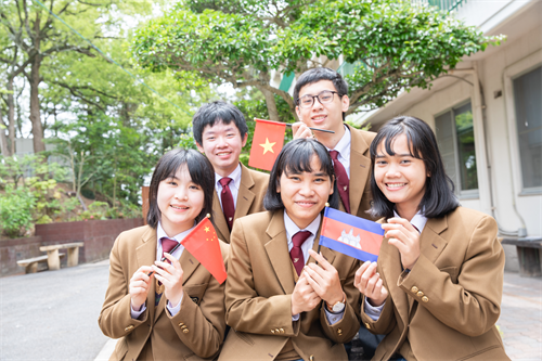 岡山学芸館外国語学校
